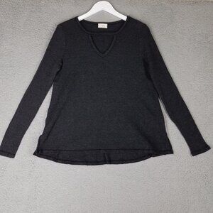 T. La Thermal Shirt Women's Small Gray Keyhole Neck Casual Long Sleeves Stretch